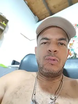 Snapshot of latinmartin73 chatting on 30, 6, 2026 latinmartin73 online show from 30, 6, 2026