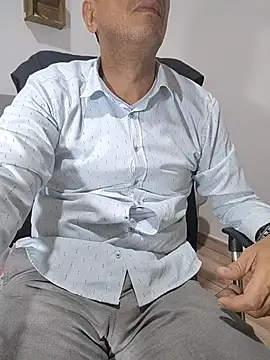 Snapshot of latinmartin73 chatting on 10, 6, 2026 latinmartin73 online show from 10, 6, 2026