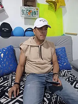 latinmartin73 online show from 9, 10, 2025