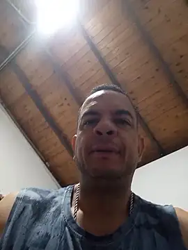 Snapshot of latinmartin73 chatting on 7, 2, 2026 latinmartin73 online show from 7, 2, 2026