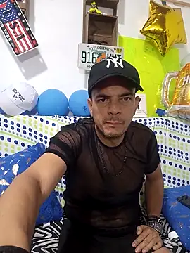 latinmartin73 online show from 7, 10, 2025