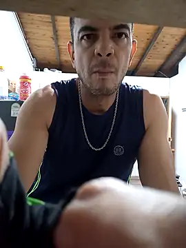 latinmartin73 online show from 9, 9, 2025