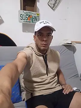 latinmartin73 online show from 8, 11, 2025