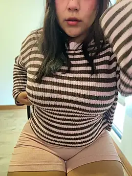 Snapshot of kittyfresita chatting on 5, 7, 2026 kittyfresita online show from 5, 7, 2026