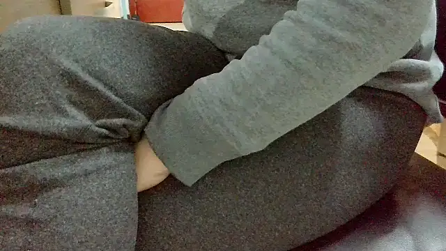 huzi518 online show from 8, 11, 2025