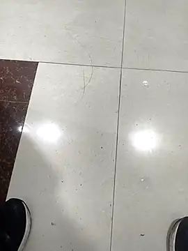 huzi518 online show from 25, 4, 2026