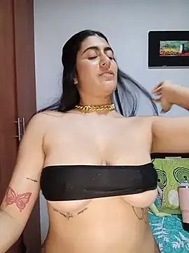 miakhalifaaa  online show from 2, 7, 2026