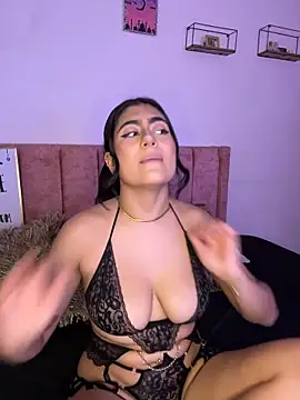 miakhalifaaa  online show from 10, 10, 2025