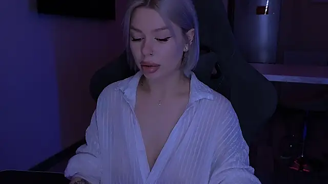 Sasha Mason online show from 1, 11, 2025