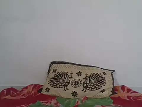 hot dark chocolate08 online show from 20, 2, 2025