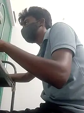 hot dark chocolate08 online show from 14, 3, 2025