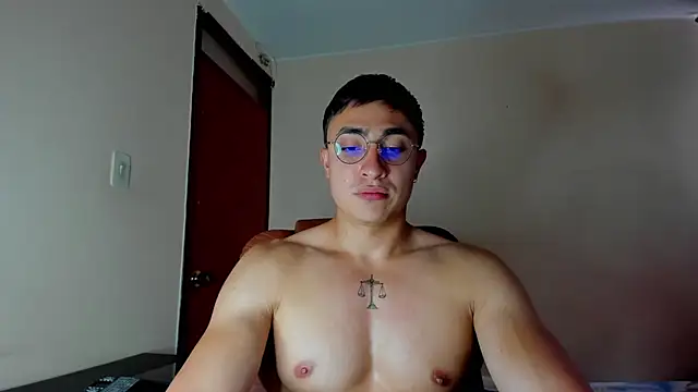 Leoknight online show from 10, 2, 2025