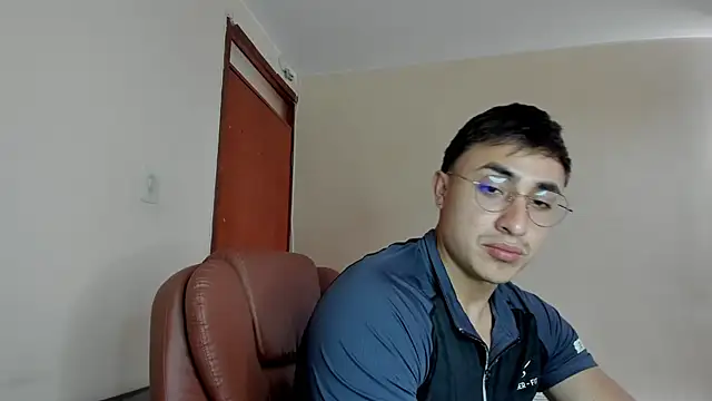 Leoknight online show from 18, 3, 2025