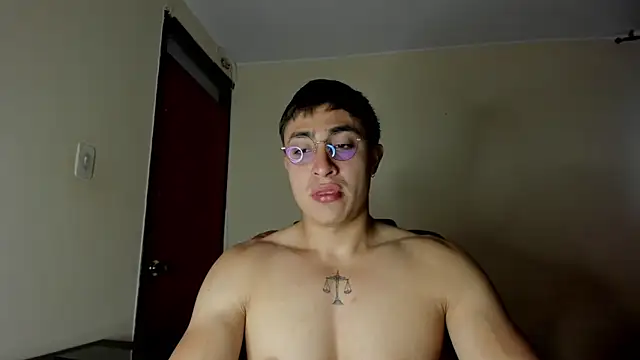 Leoknight online show from 17, 2, 2025