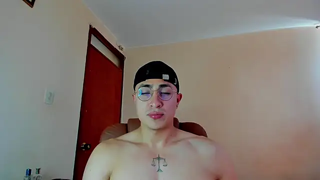 Leoknight online show from 30, 1, 2025