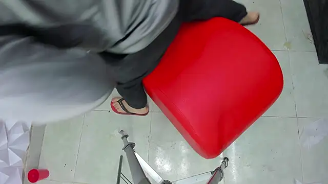 Messy Party online show from 22, 2, 2025