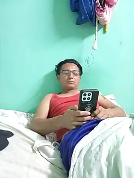 Andresguz35 online show from 9, 3, 2026