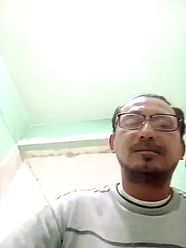 Andresguz35 online show from 6, 2, 2026