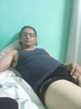 Andresguz35 online show from 14, 7, 2026