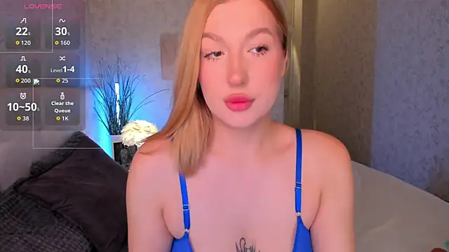 Emma  Leee online show from 17, 11, 2025