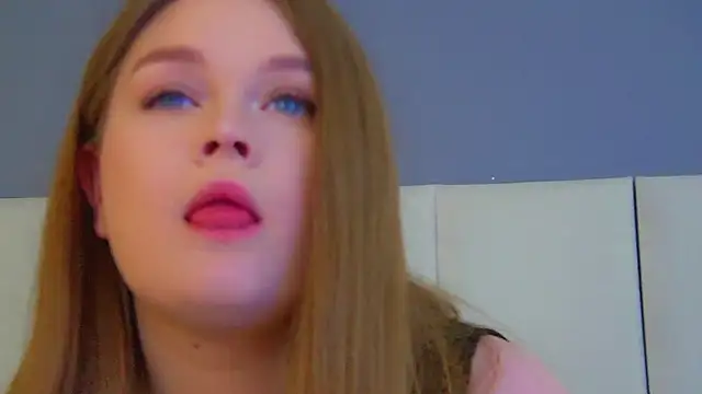 CrystalLyons online show from 7, 3, 2026