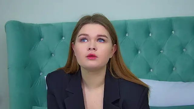 CrystalLyons online show from 16, 3, 2025