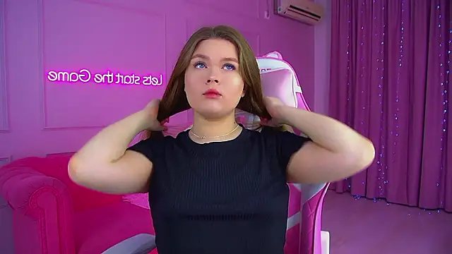 CrystalLyons online show from 16, 3, 2026