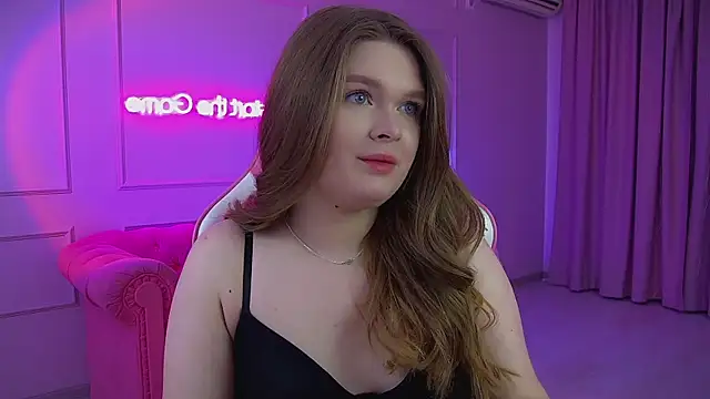 Snapshot of CrystalLyons chatting on 2, 6, 2026 CrystalLyons online show from 2, 6, 2026