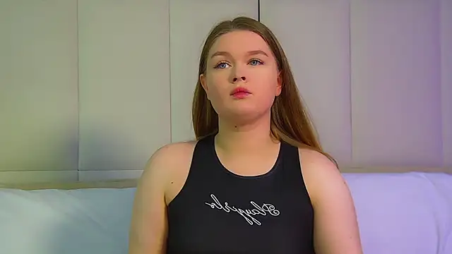 CrystalLyons online show from 3, 10, 2025