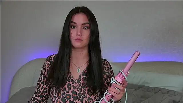 ChristinaMilton online show from 9, 9, 2025