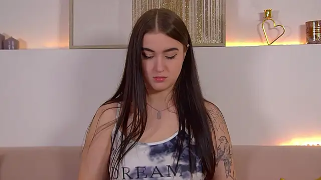 ChristinaMilton online show from 13, 3, 2025