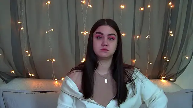 ChristinaMilton online show from 24, 11, 2025