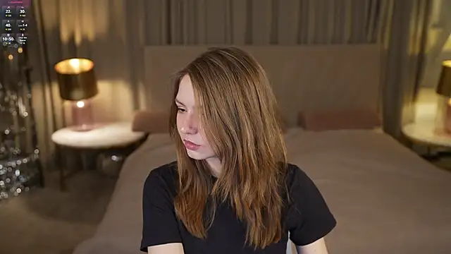 Michelle 054 online show from 9, 10, 2025