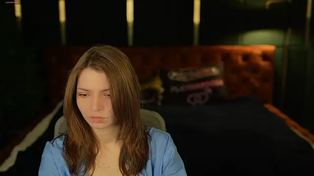 Michelle 054 online show from 18, 12, 2025