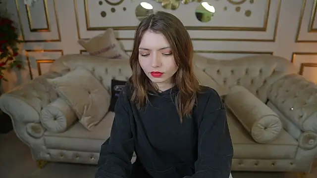 Michelle 054 online show from 22, 12, 2025