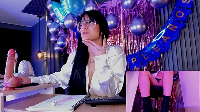 aura-baker online show from 8, 3, 2025