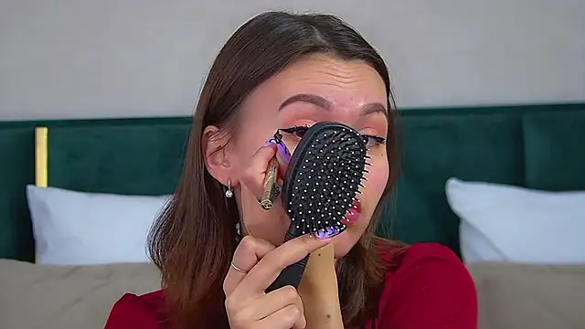 PollyLanders online show from 12, 11, 2025