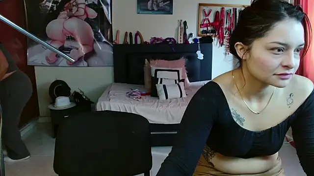 Snapshot of Marilynselxoveanalhard chatting on 23, 5, 2026 Marilynselxoveanalhard online show from 23, 5, 2026