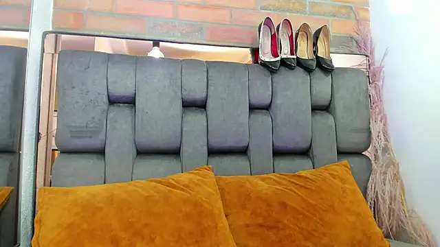 JESSYCORTES online show from 25, 9, 2025