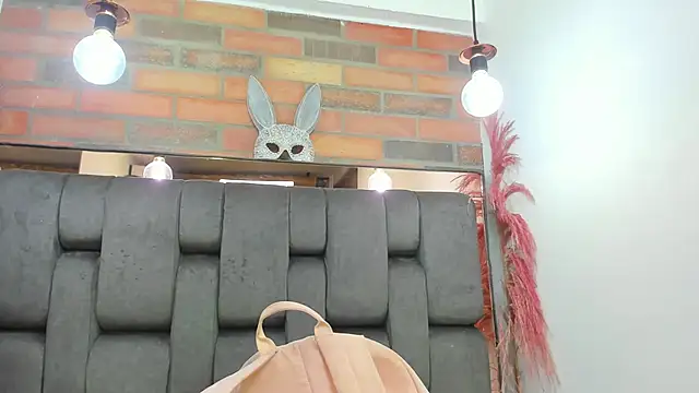 JESSYCORTES online show from 31, 10, 2025