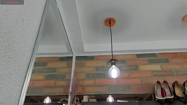 JESSYCORTES online show from 7, 11, 2025