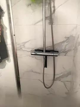 Lucascacaca online show from 1, 10, 2025