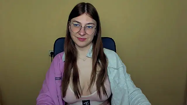 Snapshot of Luna_Lush_ chatting on 27, 4, 2026 Luna Lush online show from 27, 4, 2026