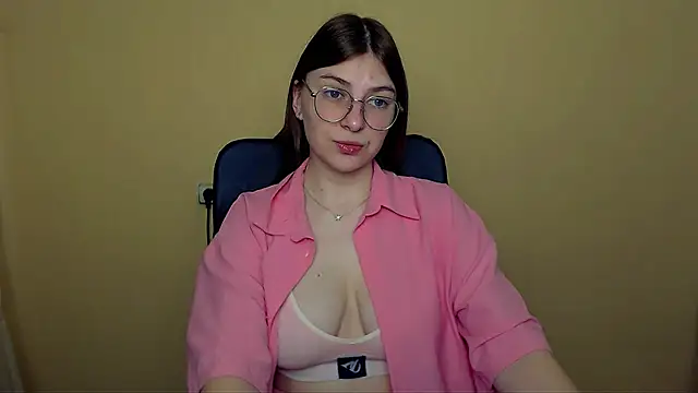 Luna Lush  online show from 30, 3, 2026