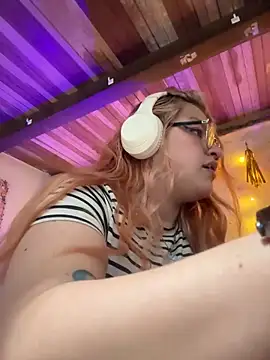 SophiaWeestt99 online show from 14, 5, 2026