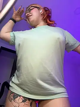 SophiaWeestt99 online show from 25, 6, 2026