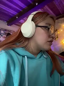SophiaWeestt99 online show from 30, 4, 2026