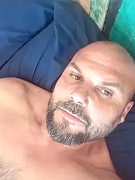 Snapshot of Javierchico chatting on 19, 5, 2026 Javierchico online show from 19, 5, 2026