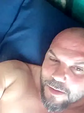 Snapshot of Javierchico chatting on 13, 5, 2026 Javierchico online show from 13, 5, 2026