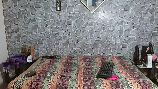 Aynle-toms online show from 22, 11, 2025